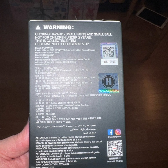 Pop Mart White Almost Hidden Monster Figurine-Sealed Bag - Picture 4 of 4